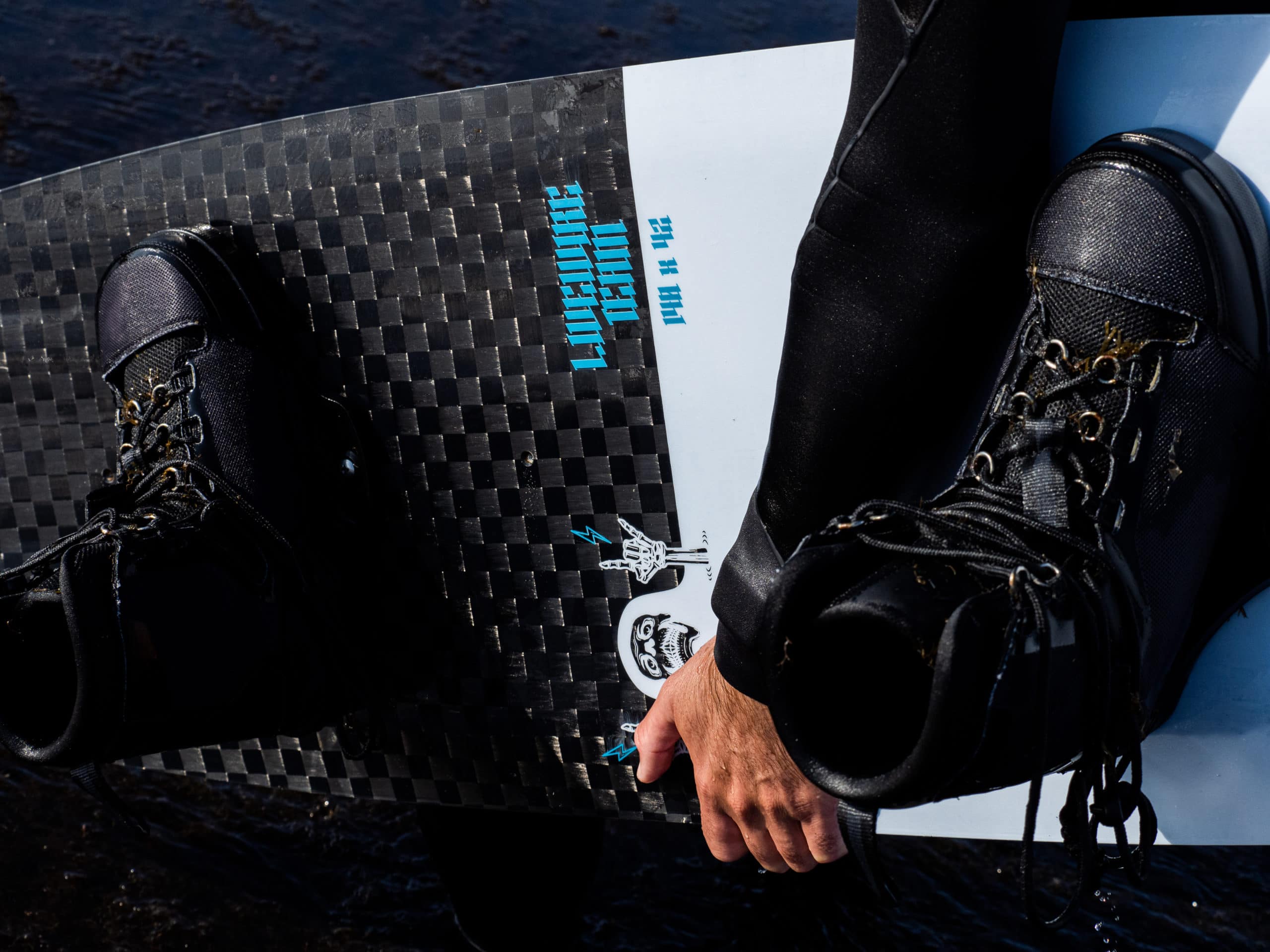 Alex Pastor Kite Club - Airush Destination Store and Kiteschool Boards Airush Livewire Team V8